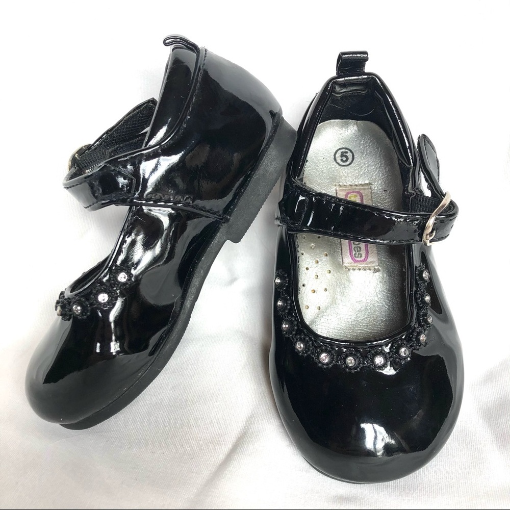 Glossy Black Size 5 Toddler Girl Dress Shoes